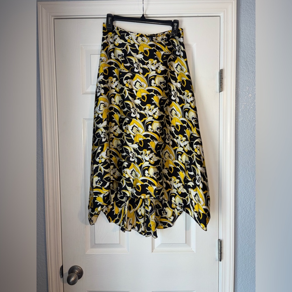 LAST CHANCE♥️ Nygard Collection Yellow Floral NWOT Silk High Low Hem Skirt